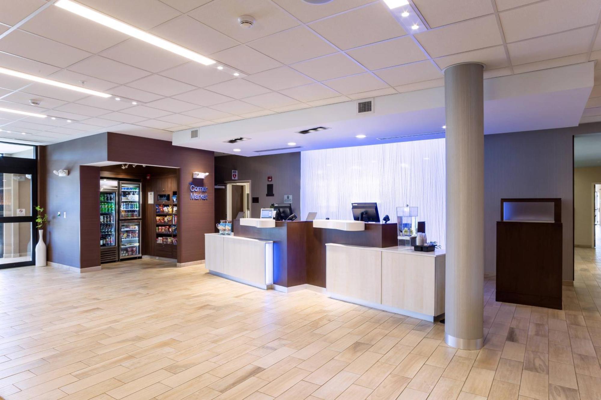 Fairfield Inn & Suites By Marriott Декора Экстерьер фото