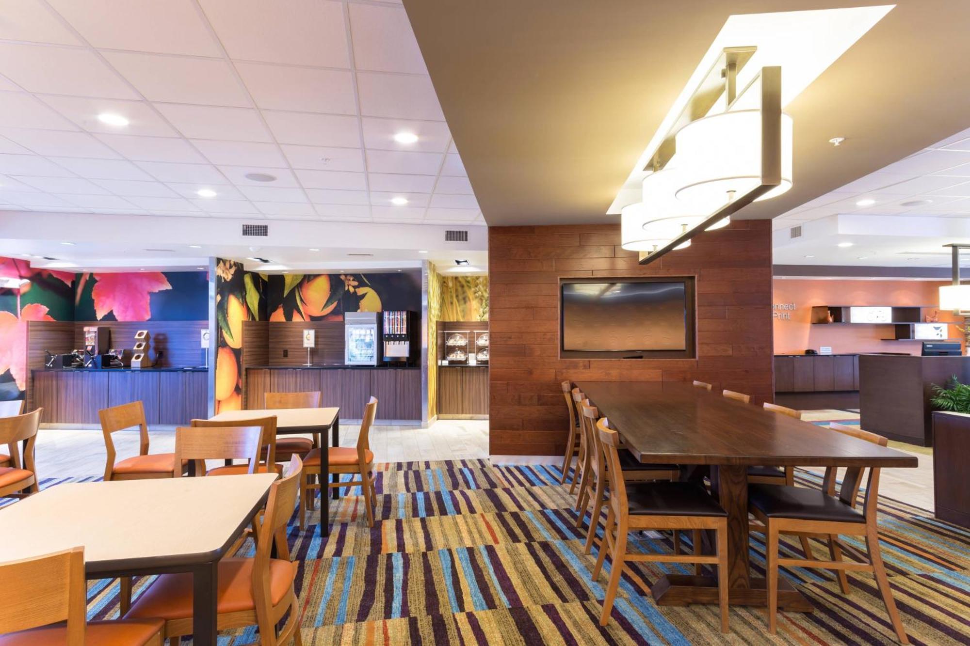 Fairfield Inn & Suites By Marriott Декора Экстерьер фото